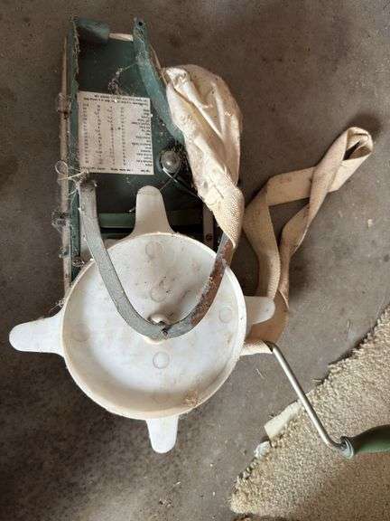 Vintage seeder