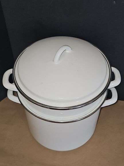 Enamel Steamer pot with lid