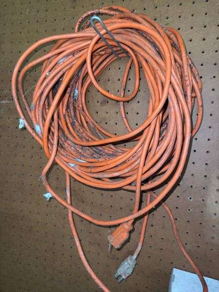 Contents of peg board