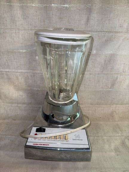 Vintage Hamilton Beach 14 speed blender