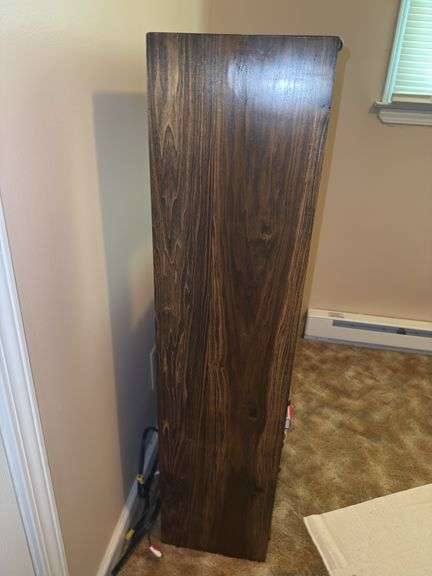 Wooden Tv/Bookshelf