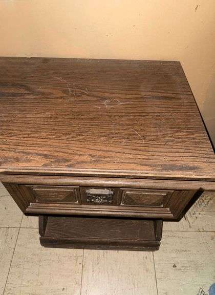 Nightstand with one drawer