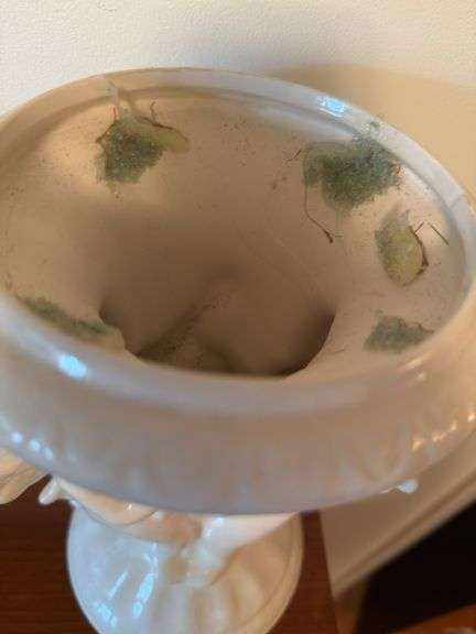 Cherub vase