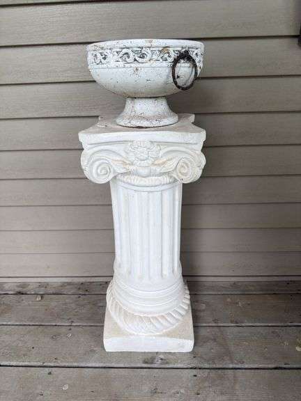 Concrete planter and pedistal
