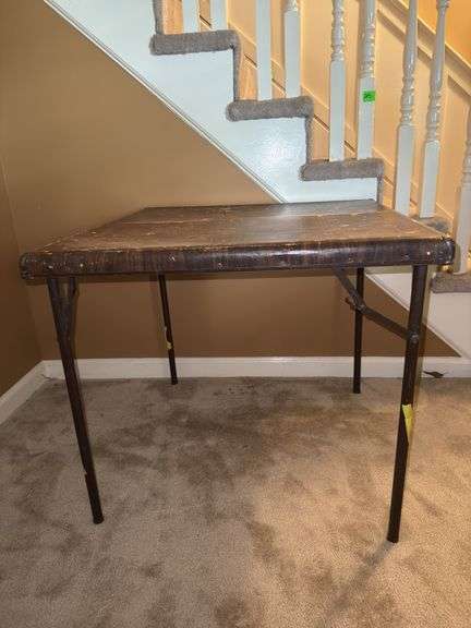 Card table