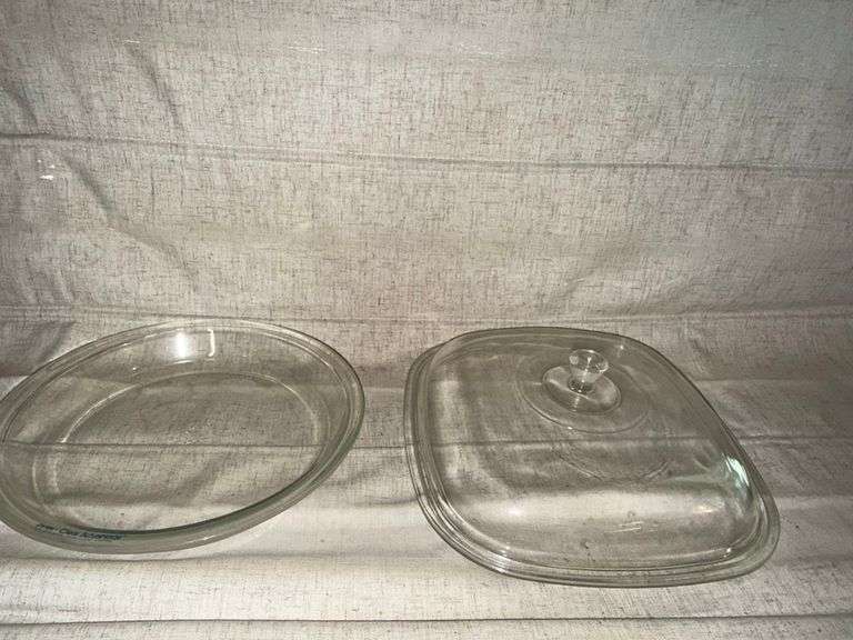 3 Vintage Clear Glass PYREX Pie Plates, Martha Stewart Pie Plate & Glass Casserole Lid