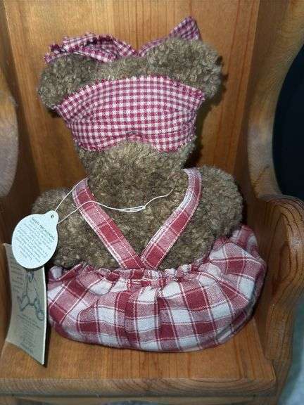 Vintage Wood Heart Cutout Doll / Teddy Bear Wooden Chair & Boyds Bear