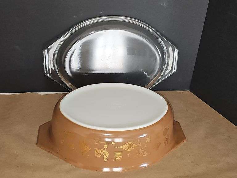 Vintage Pyrex Early American Casserole Dish with Lid