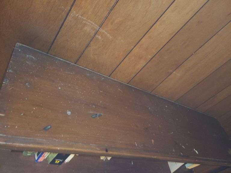 Heavy bookshelf