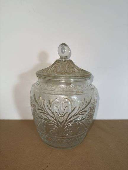 Glass cookie jar