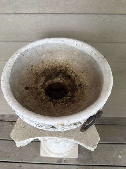 Concrete planter and pedistal
