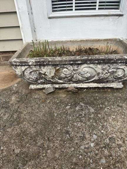 Concrete planter