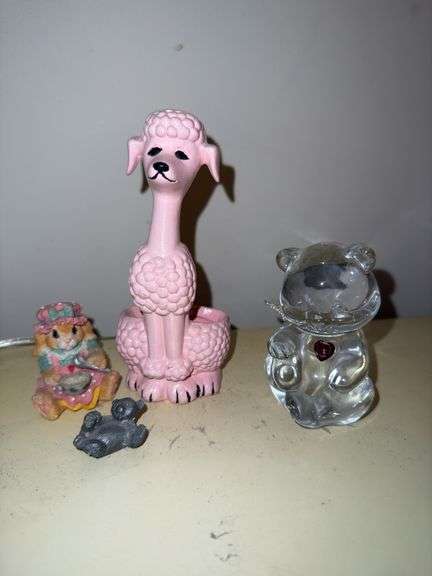 Decorative clock & figurines