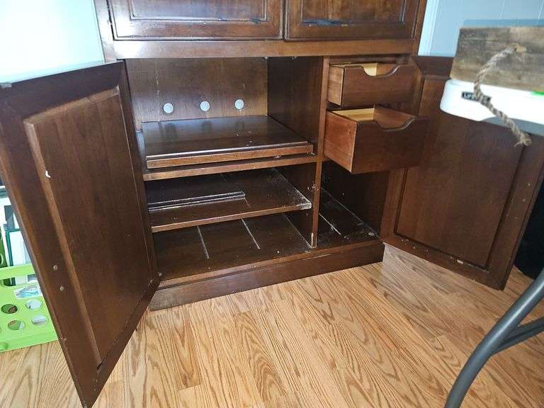 Ethan Allen TV Stand