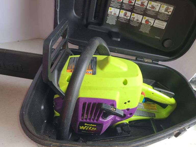 Chain saw & case