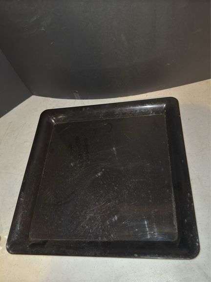 Mason style beverage jar and tray.