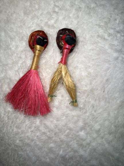 Folk art straw dolls, letter opener, & mini baskets