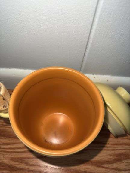 Ceramic Tea Canister with Wooden Spoon