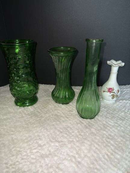 Vintage Hoosier Green Depression Glass, Vintage Hoosier Glass Green Vertical Spiral Ribbed Vase, Lig