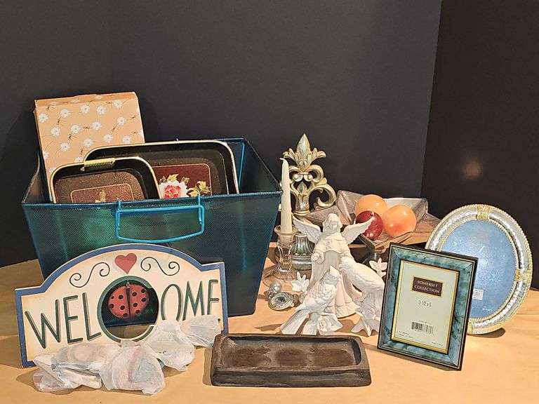 Trays (plastic), candle holders & more.