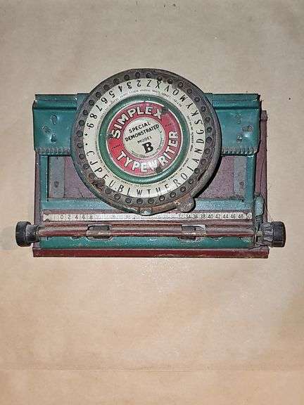 Vintage Simplex Special Demonstrated Model B Typewriter