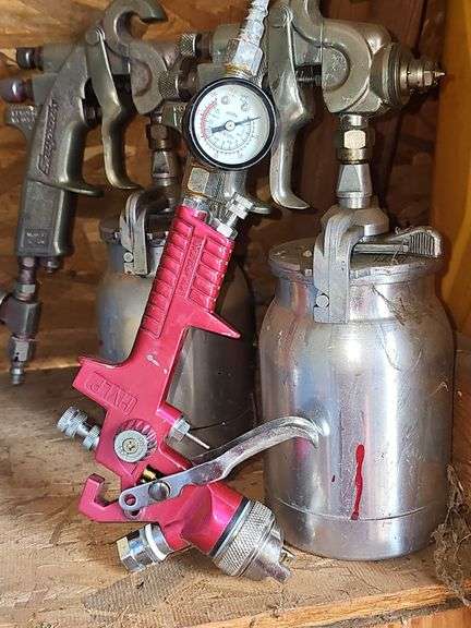 2 paint sprayers