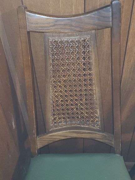 Cane Back
Dining Chairs