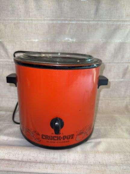 Vintage orange Crock-Pot