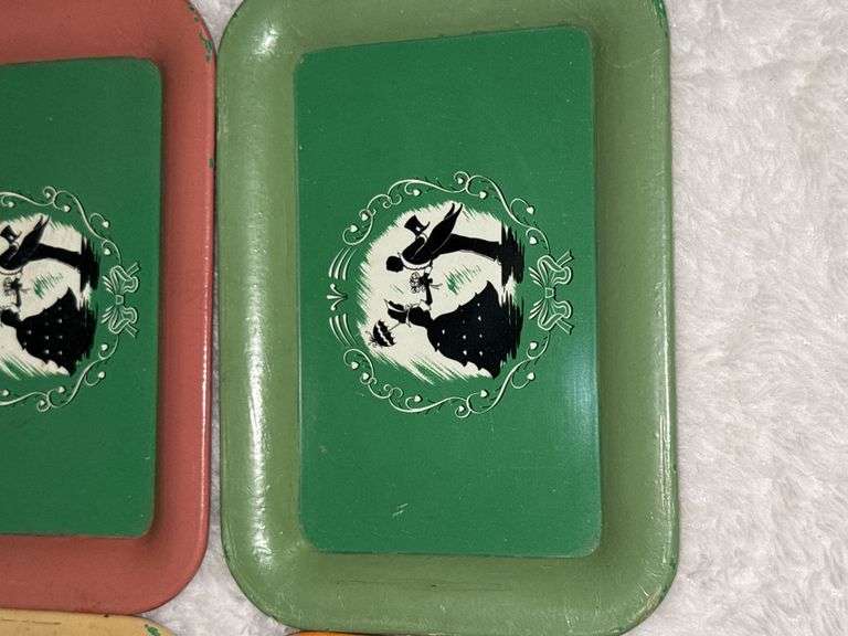 Silhouette Tip Tray Victorian Couple