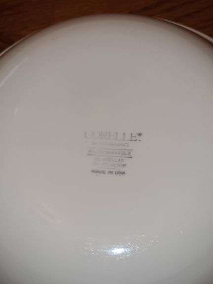 Misc. Plates, saucers, & bowls.