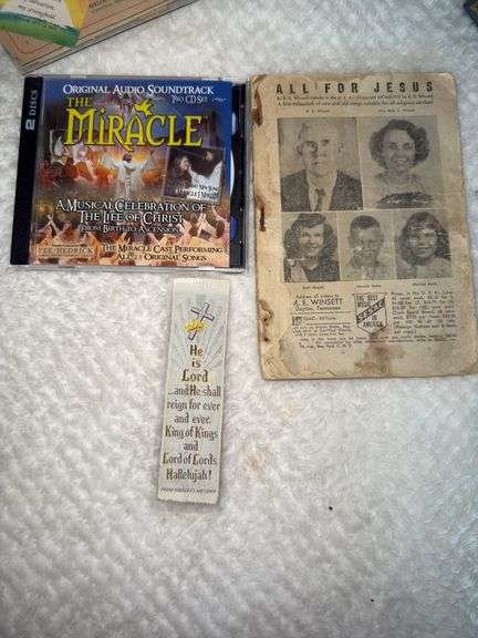 Vintage Wilton Columbia Plate, Vintage Hymn Book, Godinger Serving Tray, Scripture Picture Book & mo