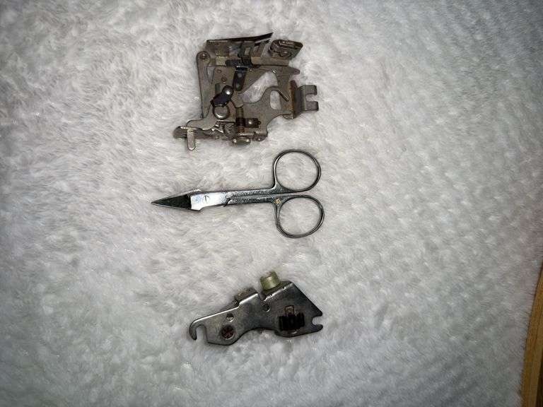 Vintage Oval Quilting Ring & Various Quilting Accessories
