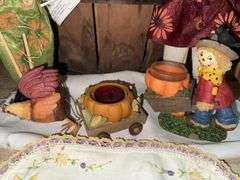 Produce baskets, linens & fall decorations