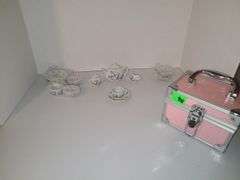 Minature tea set in pink box