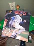 Baseball gl9ve, baseballs, baseball decore.