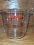 Measuring cups.
