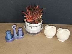 Minature Farmhouse style utensils & more