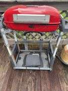 Charbroil grill & propane tank