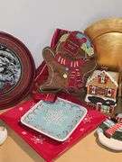 Christmas decor & dishes