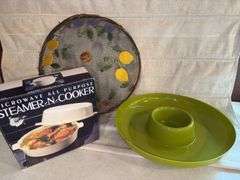 Large Tupperware bowl & other kitchen items