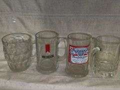 Mugs and coffee cups.