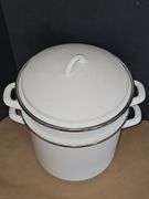 Enamel Steamer pot with lid