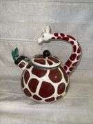 Giraffe teapot.
