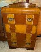 Antique chest of drawers