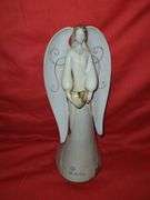 3 Angel figurines.