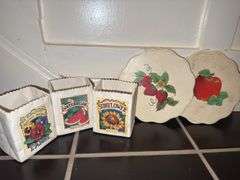 Porcelain & Pottery Collectables