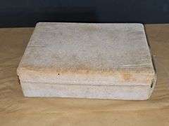 Vintage jewelry box & jewelry