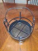 Metal pie plate holder & stoneware pie plate