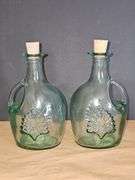 Oil/vinegar jugs