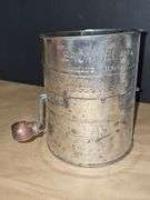 Vintage sifter and measuring cups